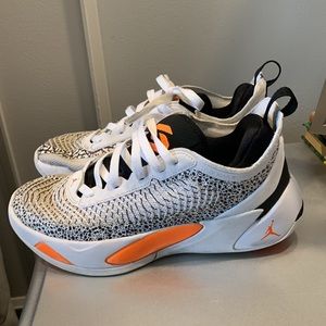 Nike Jordan Sneakers sz 6.5Y